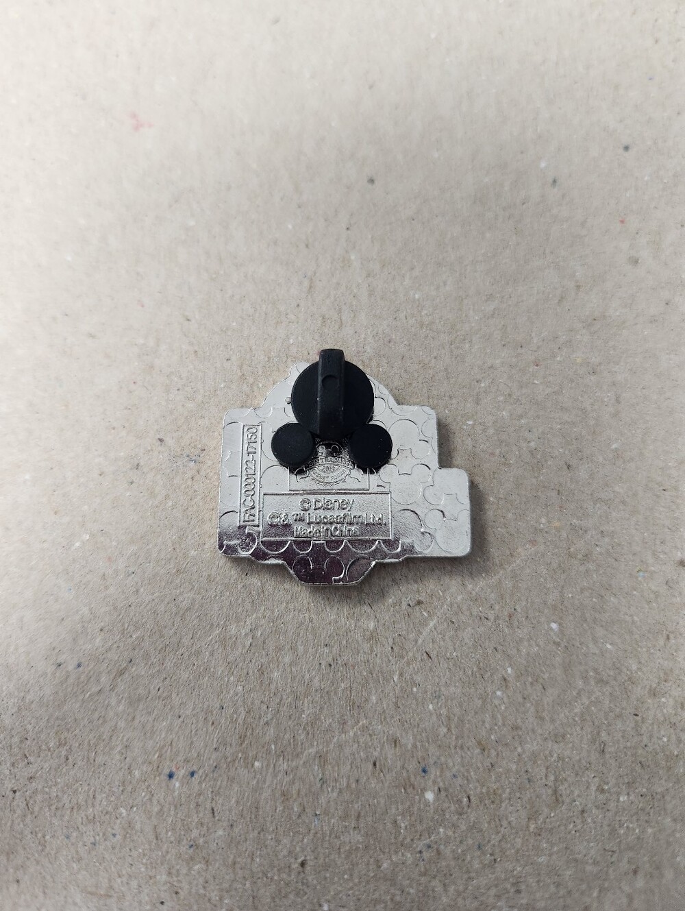 R2D2 Pin - Picture 2 of 2